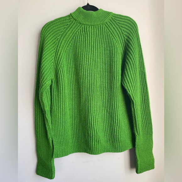 NWOT Club Monaco Thick Green Oversized Crewneck Acrylic & Wool Sweater - Picture 6 of 13